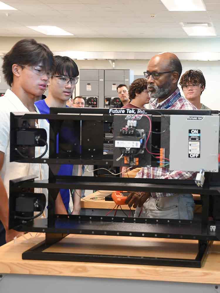 electrical tech