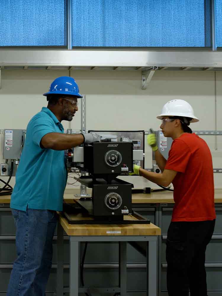 electrical tech